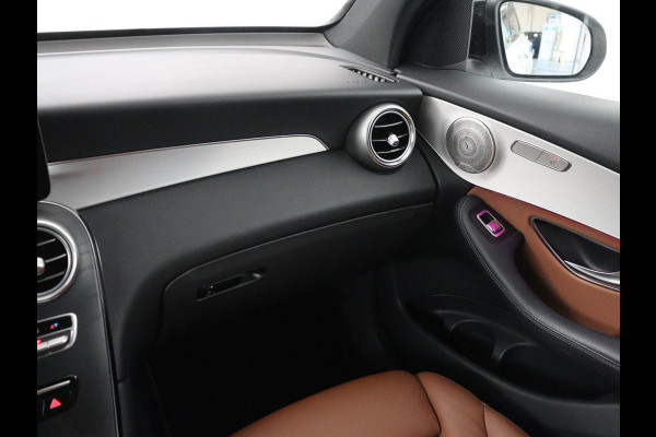 Mercedes-Benz GLC 300e 4MATIC Business Solution AMG | Panoramadak | Leder | 360 camera | Cruise control | Carplay | Sfeerverlichting | Burnmeister surround | Climate control |