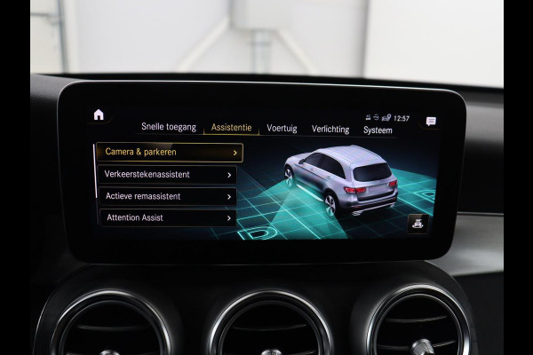 Mercedes-Benz GLC 300e 4MATIC Business Solution AMG | Panoramadak | Leder | 360 camera | Cruise control | Carplay | Sfeerverlichting | Burnmeister surround | Climate control |