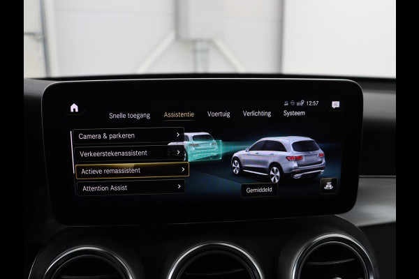 Mercedes-Benz GLC 300e 4MATIC Business Solution AMG | Panoramadak | Leder | 360 camera | Cruise control | Carplay | Sfeerverlichting | Burnmeister surround | Climate control |