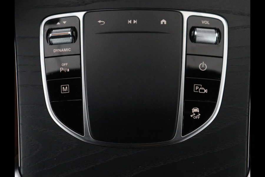 Mercedes-Benz GLC 300e 4MATIC Business Solution AMG | Panoramadak | Leder | 360 camera | Cruise control | Carplay | Sfeerverlichting | Burnmeister surround | Climate control |