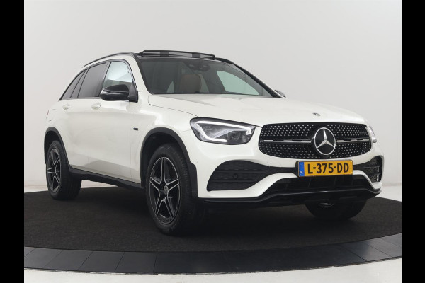 Mercedes-Benz GLC 300e 4MATIC Business Solution AMG | Panoramadak | Leder | 360 camera | Cruise control | Carplay | Sfeerverlichting | Burnmeister surround | Climate control |