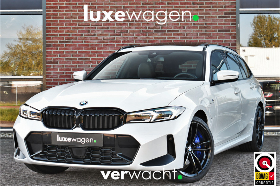 BMW 3 Serie Touring 320e xDrive M-Sport Pro Pano ACC Trekh El-zetels H/K 19inch