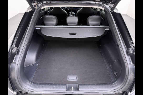 Kia Ev6 Plus 77.4kWh SOH 100% Trekhaak Adap.Cruise Warmtepomp Leder+Ventilatie+Verwarming Meridian®-Surround Verwarmd Stuur+Achterbank N Stoel-Memory Elek.Achterklep Privacy Glas USB Bluetooth DAB ESP Lane Assist 1.600KG Trekgewicht Dealeronderhouden