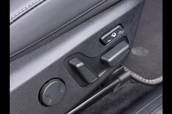 Kia Ev6 Plus 77.4kWh SOH 100% Trekhaak Adap.Cruise Warmtepomp Leder+Ventilatie+Verwarming Meridian®-Surround Verwarmd Stuur+Achterbank N Stoel-Memory Elek.Achterklep Privacy Glas USB Bluetooth DAB ESP Lane Assist 1.600KG Trekgewicht Dealeronderhouden