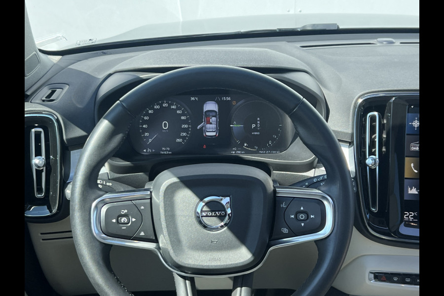 Volvo XC40 1.5 T4 Recharge Inscription | Pano | Leder | Camera | Winter Pack