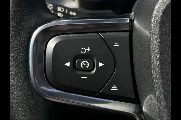 Volvo XC40 1.5 T4 Recharge Inscription | Pano | Leder | Camera | Winter Pack