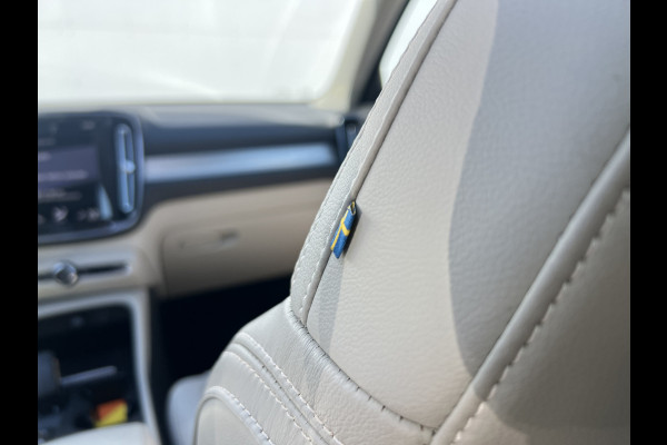 Volvo XC40 1.5 T4 Recharge Inscription | Pano | Leder | Camera | Winter Pack