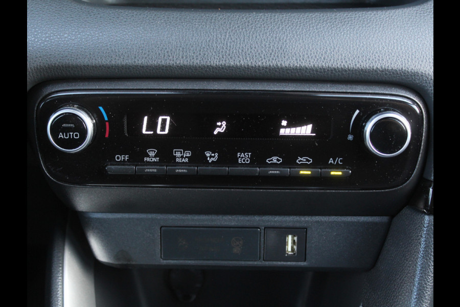 Toyota Yaris 1.5 Hybrid 115 Active CLIMATE | ADAPCRUISE | CARPLAY | DAB | LED | CAMERA | ISOFIX