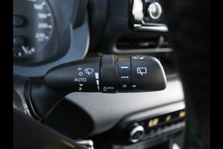 Toyota Yaris 1.5 Hybrid 115 Active CLIMATE | ADAPCRUISE | CARPLAY | DAB | LED | CAMERA | ISOFIX