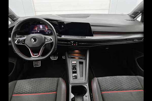 Volkswagen Golf 2.0 TSI GTI Clubsport (Goed OndH, Carplay, Harman/ Kardon, Camera, StoelV, SfeerV, Adapt cruise, Etc)