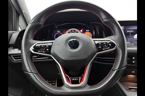 Volkswagen Golf 2.0 TSI GTI Clubsport (Goed OndH, Carplay, Harman/ Kardon, Camera, StoelV, SfeerV, Adapt cruise, Etc)