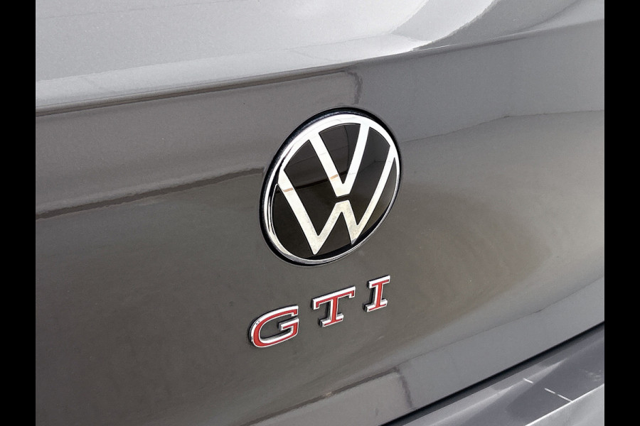 Volkswagen Golf 2.0 TSI GTI Clubsport (Goed OndH, Carplay, Harman/ Kardon, Camera, StoelV, SfeerV, Adapt cruise, Etc)