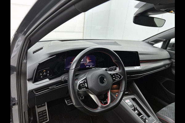 Volkswagen Golf 2.0 TSI GTI Clubsport (Goed OndH, Carplay, Harman/ Kardon, Camera, StoelV, SfeerV, Adapt cruise, Etc)