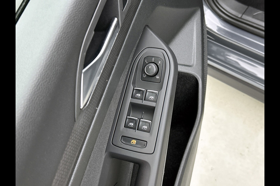 Volkswagen Golf 2.0 TSI GTI Clubsport (Goed OndH, Carplay, Harman/ Kardon, Camera, StoelV, SfeerV, Adapt cruise, Etc)