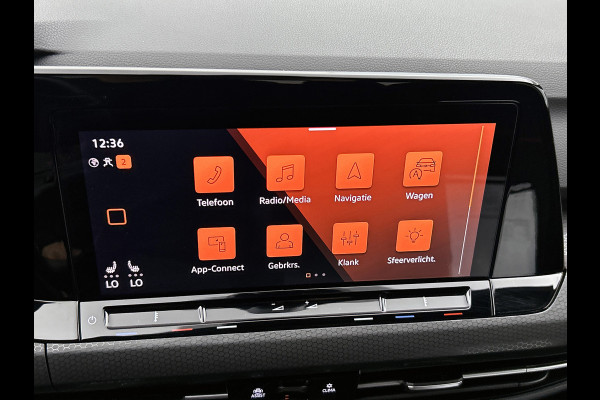 Volkswagen Golf 2.0 TSI GTI Clubsport (Goed OndH, Carplay, Harman/ Kardon, Camera, StoelV, SfeerV, Adapt cruise, Etc)