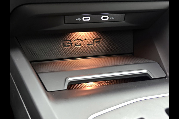 Volkswagen Golf 2.0 TSI GTI Clubsport (Goed OndH, Carplay, Harman/ Kardon, Camera, StoelV, SfeerV, Adapt cruise, Etc)