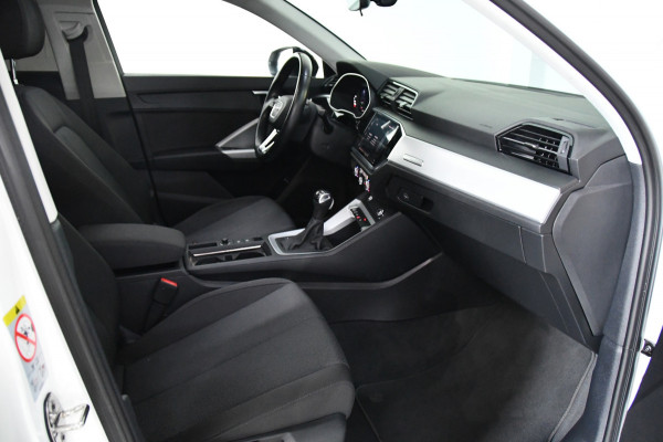Audi Q3 Sportback 45 TFSI e S-Line, Pano, Maxton, Uitlaatklepsysteem
