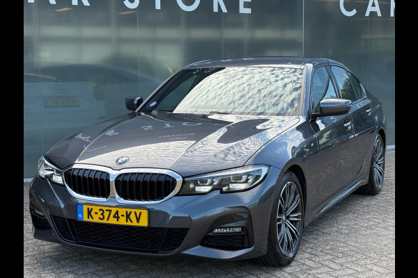 BMW 3-serie 320i High Executive M-Sport Dealer onderhouden