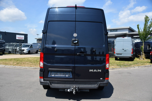 MAN TGE 3.180 35 2.0 L3H3 PB Edition Adaptieve Cruise, Camera, Carplay, LED, Clima, Stoelverwarming, Sensoren, Trekhaak, 177pk, Automaat, Uniek!