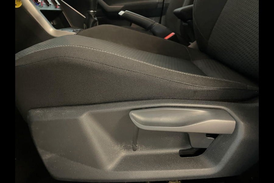 Volkswagen Polo 1.0 TSI Comfortline AIRCO CRUISE APPLE CARPLAY NAV VIA APP PARKEERSENSOREN 17 INCH LMV