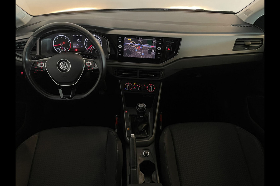 Volkswagen Polo 1.0 TSI Comfortline AIRCO CRUISE APPLE CARPLAY NAV VIA APP PARKEERSENSOREN 17 INCH LMV