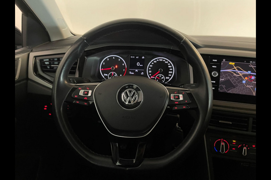 Volkswagen Polo 1.0 TSI Comfortline AIRCO CRUISE APPLE CARPLAY NAV VIA APP PARKEERSENSOREN 17 INCH LMV