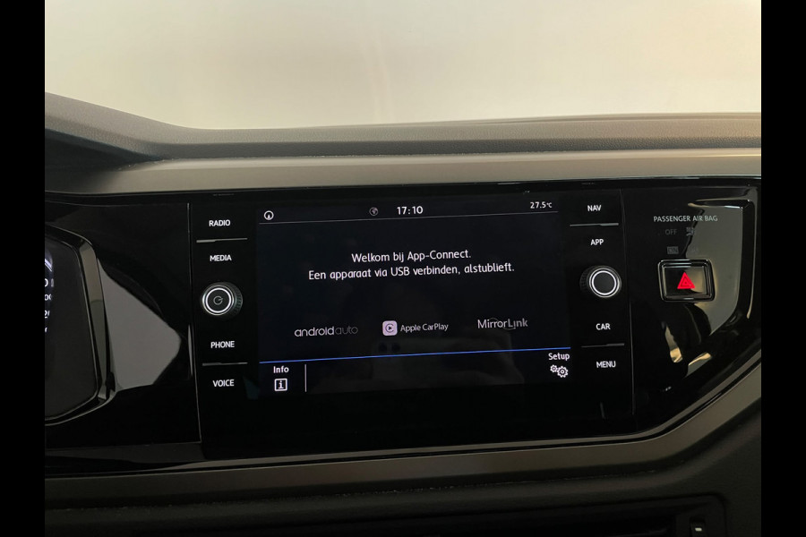 Volkswagen Polo 1.0 TSI Comfortline AIRCO CRUISE APPLE CARPLAY NAV VIA APP PARKEERSENSOREN 17 INCH LMV