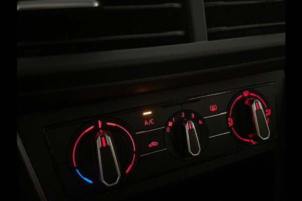 Volkswagen Polo 1.0 TSI Comfortline AIRCO CRUISE APPLE CARPLAY NAV VIA APP PARKEERSENSOREN 17 INCH LMV