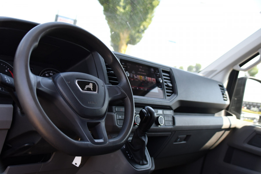 MAN TGE 3.140 35 2.0 L3H3 PB Edition Camera, Carplay, LED, Automaat, 140pk, Geveerde stoel, Trekhaak, Multimedia, Sensoren, Uniek!