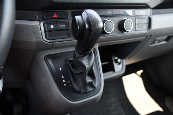 MAN TGE 3.140 35 2.0 L3H3 PB Edition Camera, Carplay, LED, Automaat, 140pk, Geveerde stoel, Trekhaak, Multimedia, Sensoren, Uniek!