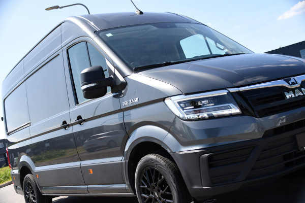 MAN TGE 3.140 35 2.0 L3H3 PB Edition Camera, Carplay, LED, Automaat, 140pk, Geveerde stoel, Trekhaak, Multimedia, Sensoren, Uniek!