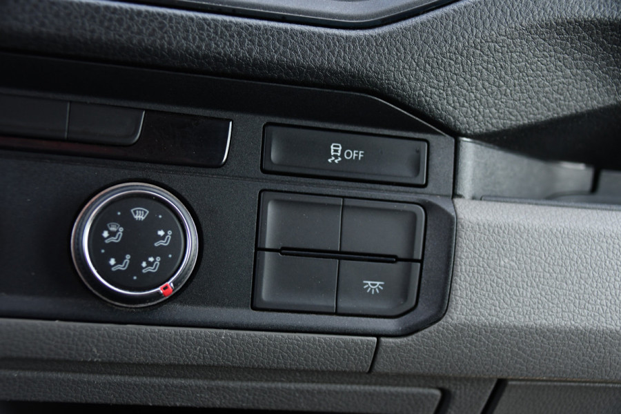 MAN TGE 3.140 35 2.0 L3H3 PB Edition Camera, Carplay, LED, Automaat, 140pk, Geveerde stoel, Trekhaak, Multimedia, Sensoren, Uniek!