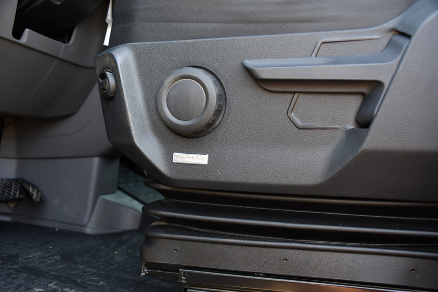MAN TGE 3.140 35 2.0 L3H3 PB Edition Camera, Carplay, LED, Automaat, 140pk, Geveerde stoel, Trekhaak, Multimedia, Sensoren, Uniek!
