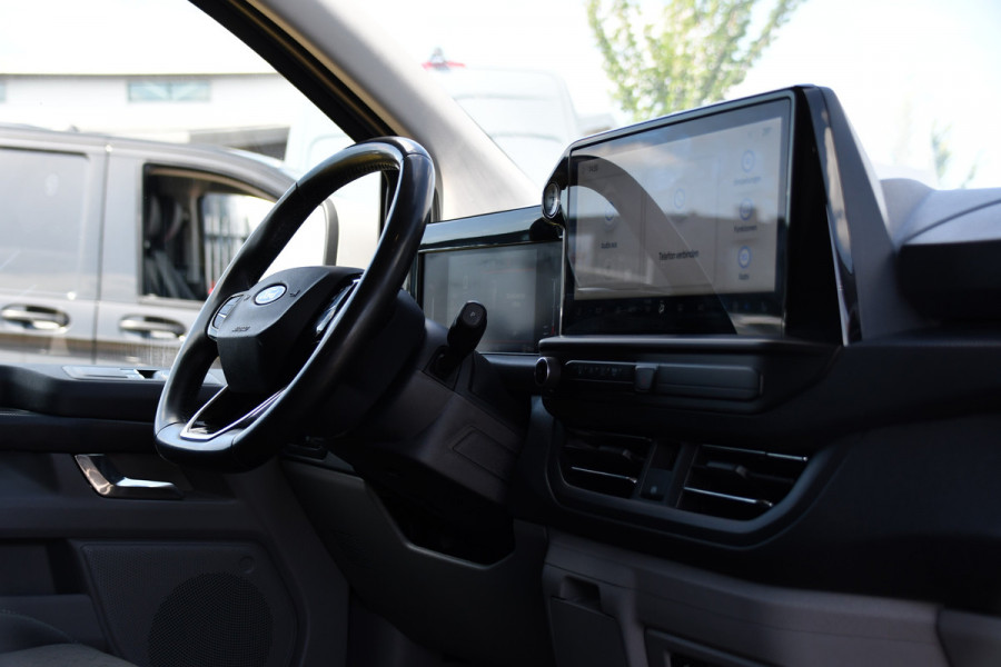 Ford Transit Custom 300 2.0 TDCI L1H1 Limited PB Edition Virtual, Camera, Cruise, Carplaym LED, Stoelverwarming, 136pk, Automaat, Luxe stoel, Sensoren, Multimedia, Uniek!