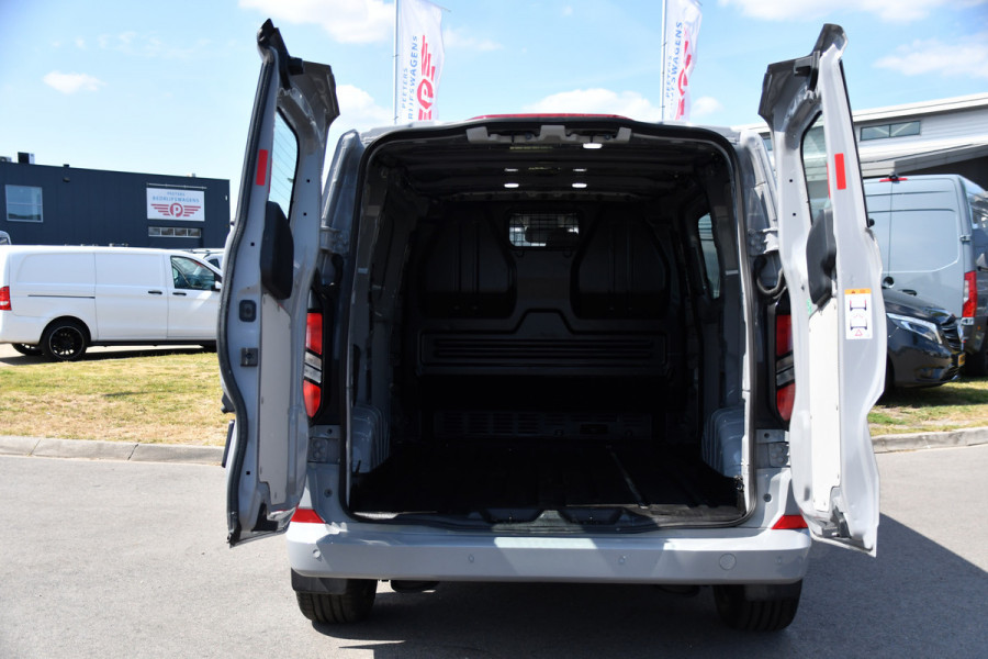 Ford Transit Custom 300 2.0 TDCI L1H1 Limited PB Edition Virtual, Camera, Cruise, Carplaym LED, Stoelverwarming, 136pk, Automaat, Luxe stoel, Sensoren, Multimedia, Uniek!