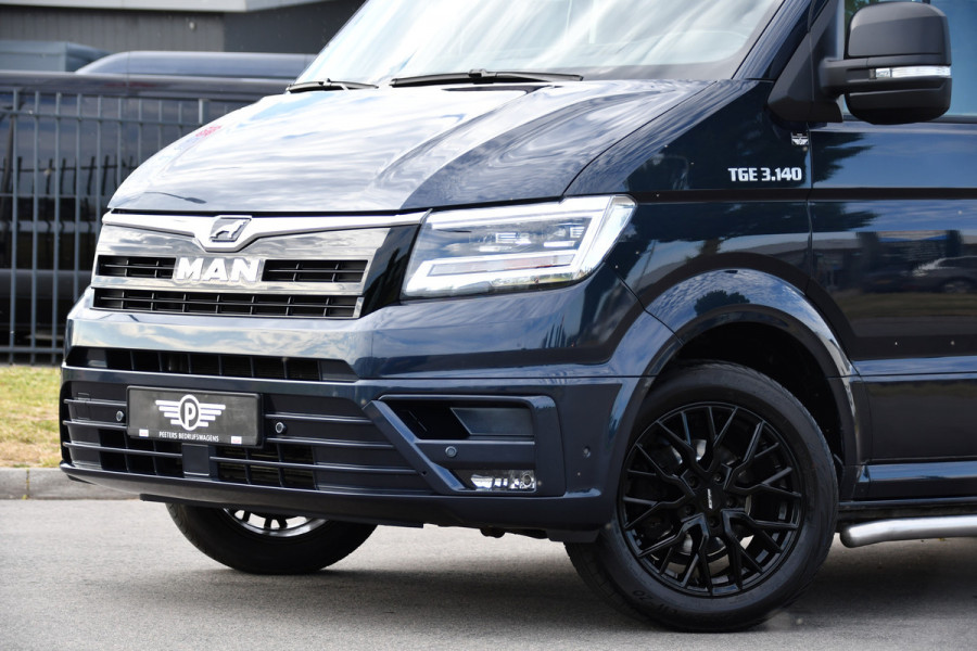 MAN TGE 3.140 35 2.0 L3H3 PB Edition Adaptieve Cruise, Camera, Carplay, LED, 2 x Schuifdeur, Clima, Stoelverwarming, Automaat, Sensoren, Trekhaak, 140pk, Uniek!