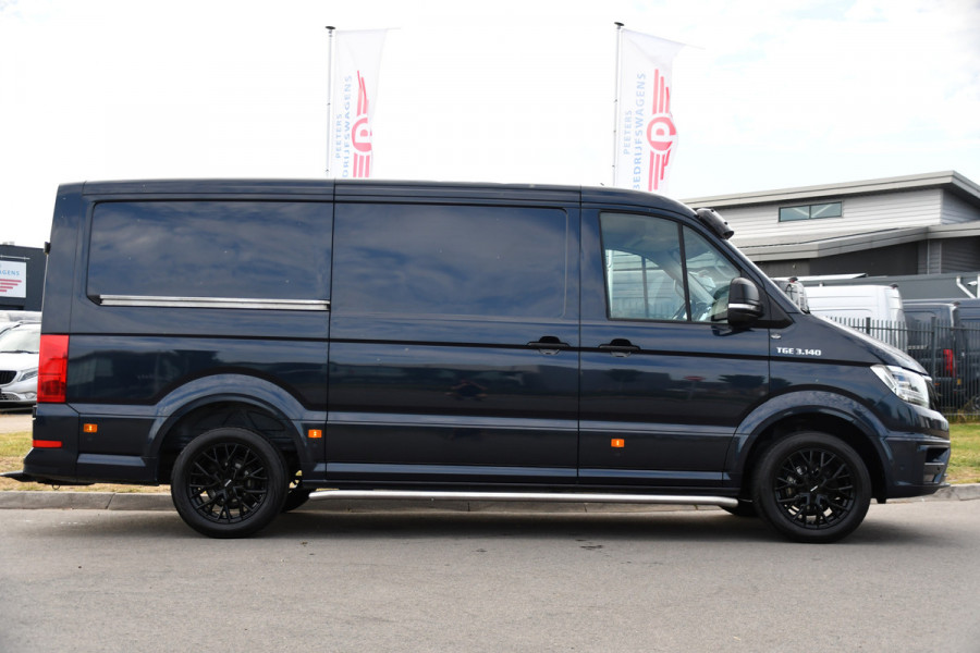 MAN TGE 3.140 35 2.0 L3H3 PB Edition Adaptieve Cruise, Camera, Carplay, LED, 2 x Schuifdeur, Clima, Stoelverwarming, Automaat, Sensoren, Trekhaak, 140pk, Uniek!