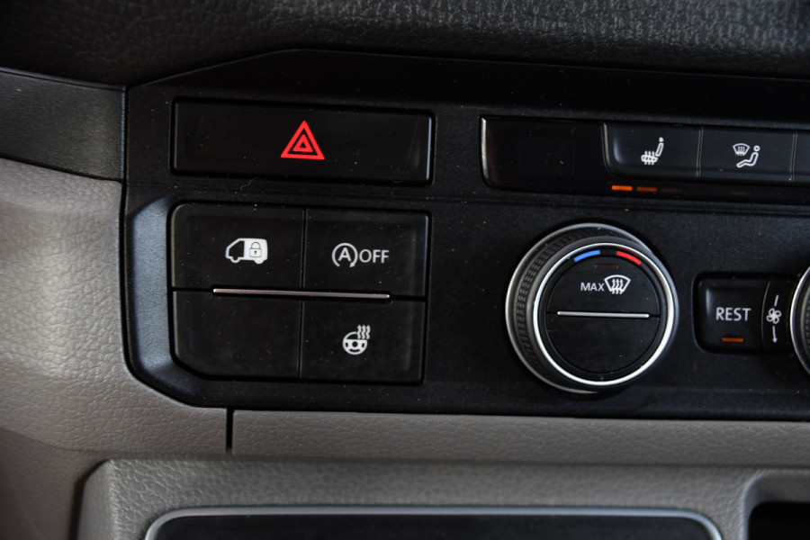 MAN TGE 3.140 35 2.0 L3H3 PB Edition Adaptieve Cruise, Camera, Carplay, LED, 2 x Schuifdeur, Clima, Stoelverwarming, Automaat, Sensoren, Trekhaak, 140pk, Uniek!