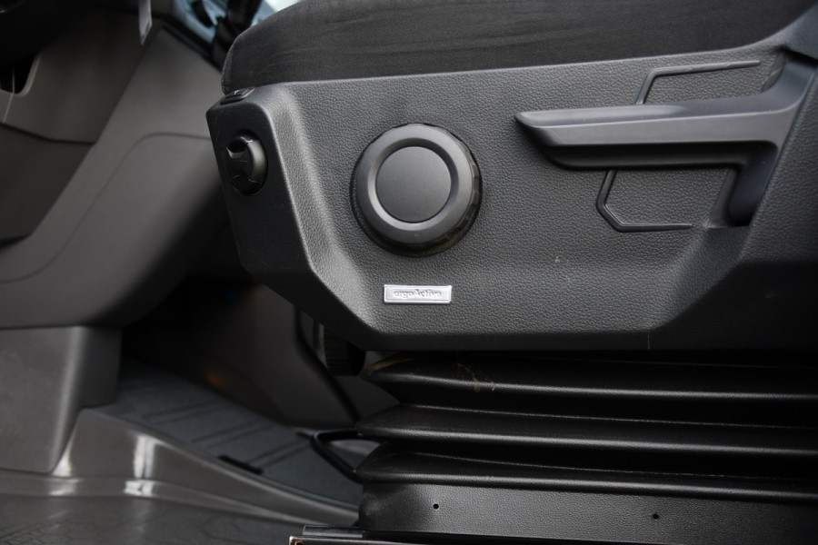 MAN TGE 3.140 35 2.0 L3H3 PB Edition Adaptieve Cruise, Camera, Carplay, LED, 2 x Schuifdeur, Clima, Stoelverwarming, Automaat, Sensoren, Trekhaak, 140pk, Uniek!