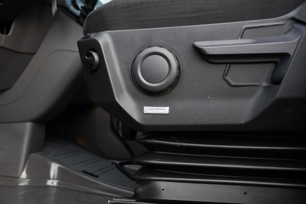 MAN TGE 3.140 35 2.0 L3H3 PB Edition Adaptieve Cruise, Camera, Carplay, LED, 2 x Schuifdeur, Clima, Stoelverwarming, Automaat, Sensoren, Trekhaak, 140pk, Uniek!
