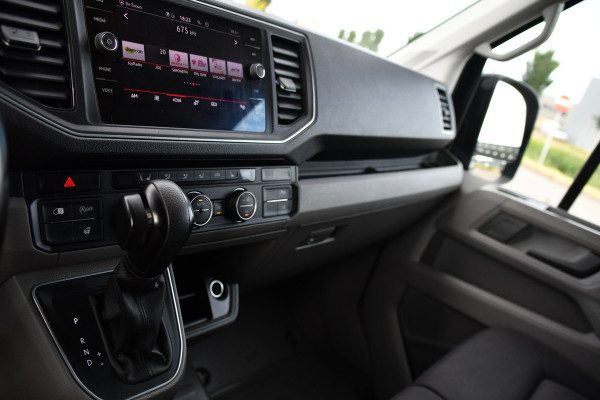 MAN TGE 3.140 35 2.0 L3H3 PB Edition Adaptieve Cruise, Camera, Carplay, LED, 2 x Schuifdeur, Clima, Stoelverwarming, Automaat, Sensoren, Trekhaak, 140pk, Uniek!