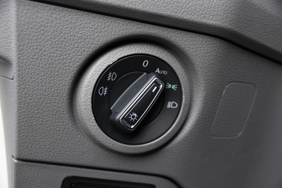 MAN TGE 3.140 35 2.0 L3H3 PB Edition Adaptieve Cruise, Camera, Carplay, LED, 2 x Schuifdeur, Clima, Stoelverwarming, Automaat, Sensoren, Trekhaak, 140pk, Uniek!