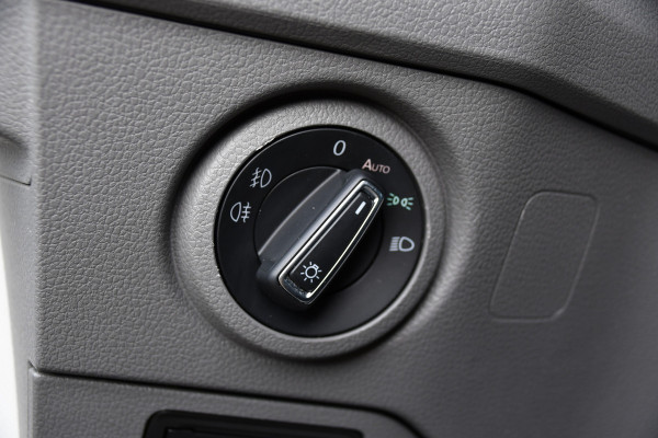 MAN TGE 3.140 35 2.0 L3H3 PB Edition Adaptieve Cruise, Camera, Carplay, LED, 2 x Schuifdeur, Clima, Stoelverwarming, Automaat, Sensoren, Trekhaak, 140pk, Uniek!