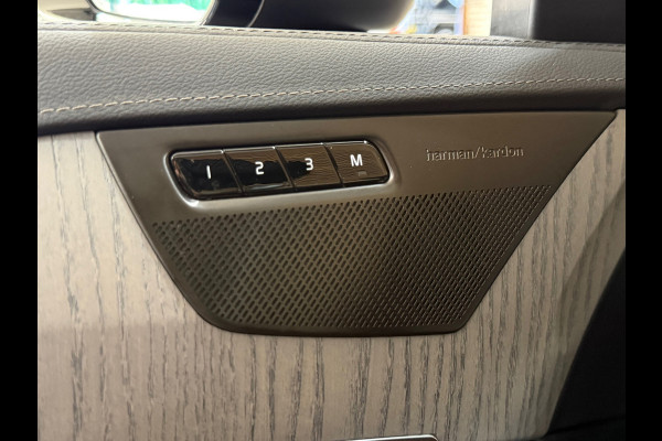 Volvo XC90 2.0 T8 Recharge AWD Ultra Dark 7p|Luchtvering|Trekhaak|Pano| H/K Sound | Massage | Winter Pakket | Driver Assist | HuD