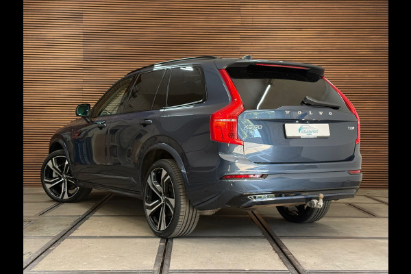 Volvo XC90 2.0 T8 Recharge AWD Ultra Dark 7p|Luchtvering|Trekhaak|Pano| H/K Sound | Massage | Winter Pakket | Driver Assist | HuD