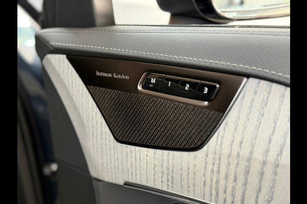 Volvo XC90 2.0 T8 Recharge AWD Ultra Dark 7p|Luchtvering|Trekhaak|Pano| H/K Sound | Massage | Winter Pakket | Driver Assist | HuD