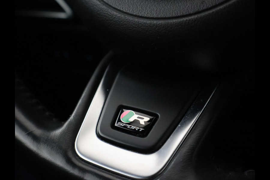 Jaguar F-Pace 2.0T 250 PK AWD R-SPORT + PANORAMA | ADAPTIVE CC | MERIDIAN AUDIO | STOELVERW. V+A | CAMERA