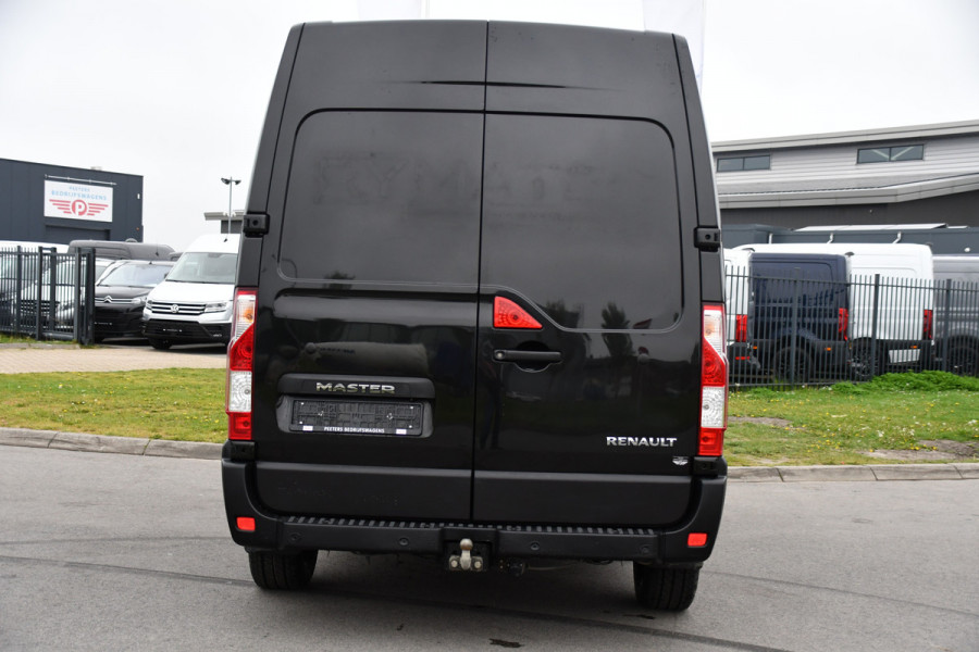 Renault Master T35 2.3 dCi 150 L2H2 Black Edition Cruise, Camera, Carplay, 150pk, Automaat Multimedia, LED, NAVI, Trekhaak, Uniek!