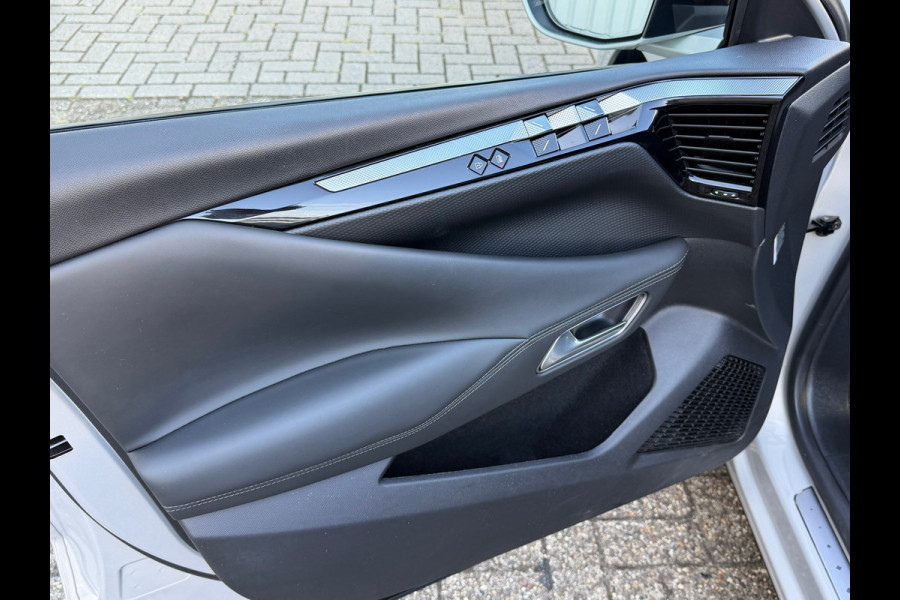 DS DS 4 E-Tense Performance Line PHEV 225 Pk | Navigatie | Cruise | 360 Camera | Clima | Side assist | KeyLess | 19" Lichtmetaal.