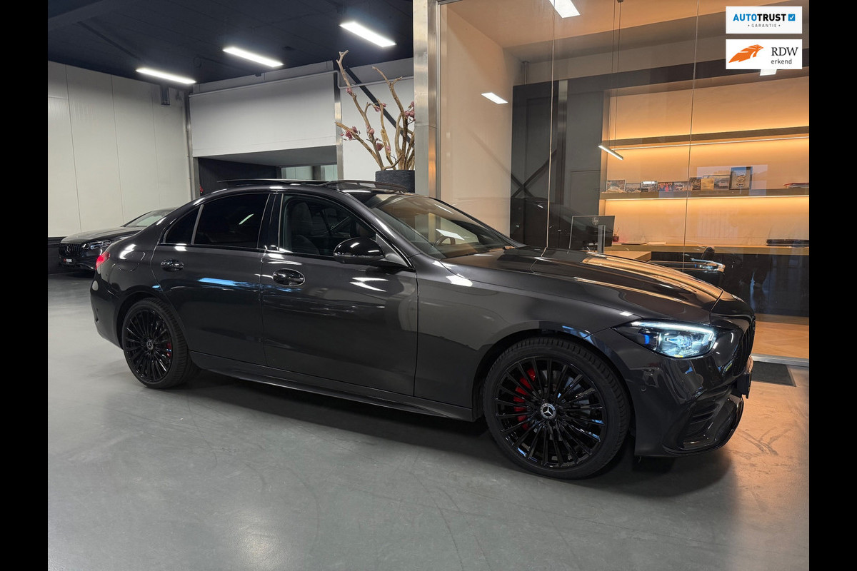 Mercedes-Benz C-Klasse 300 e AMG Night Pano Memory 360Camera Keyless
